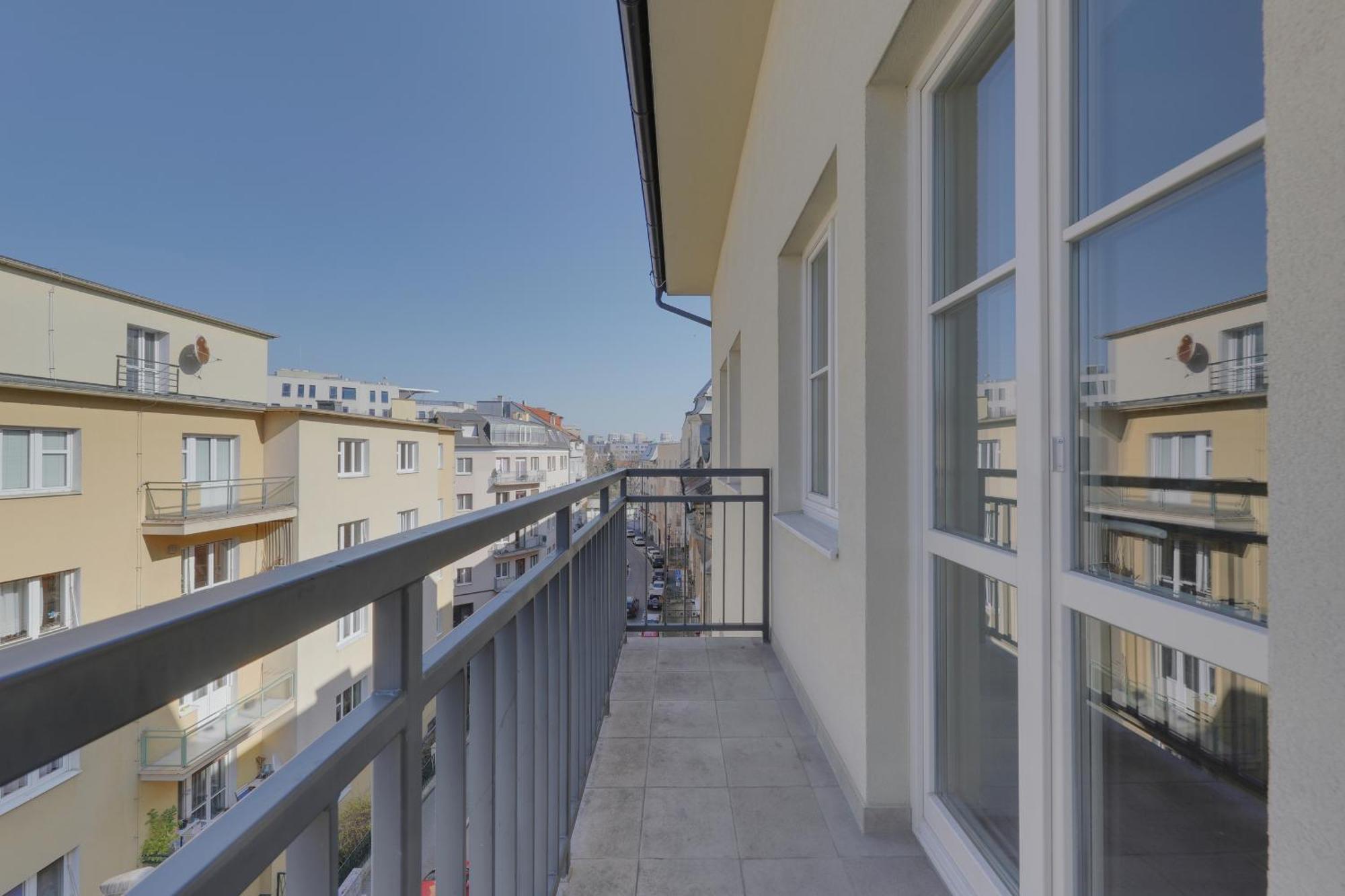 Lermont Apartment Old Town Bratislava Luaran gambar
