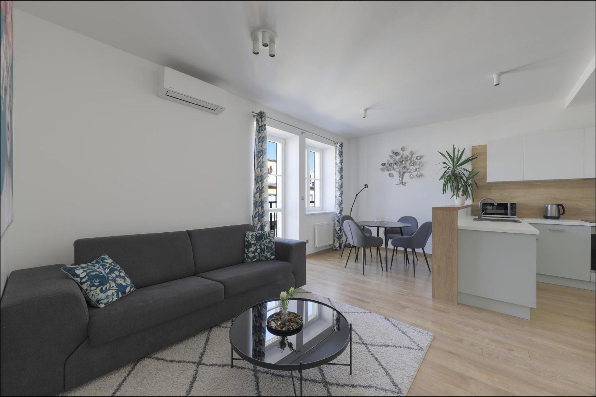 Lermont Apartment Old Town Bratislava Luaran gambar